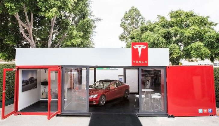 Tesla Pop Up Tesla Pop Up